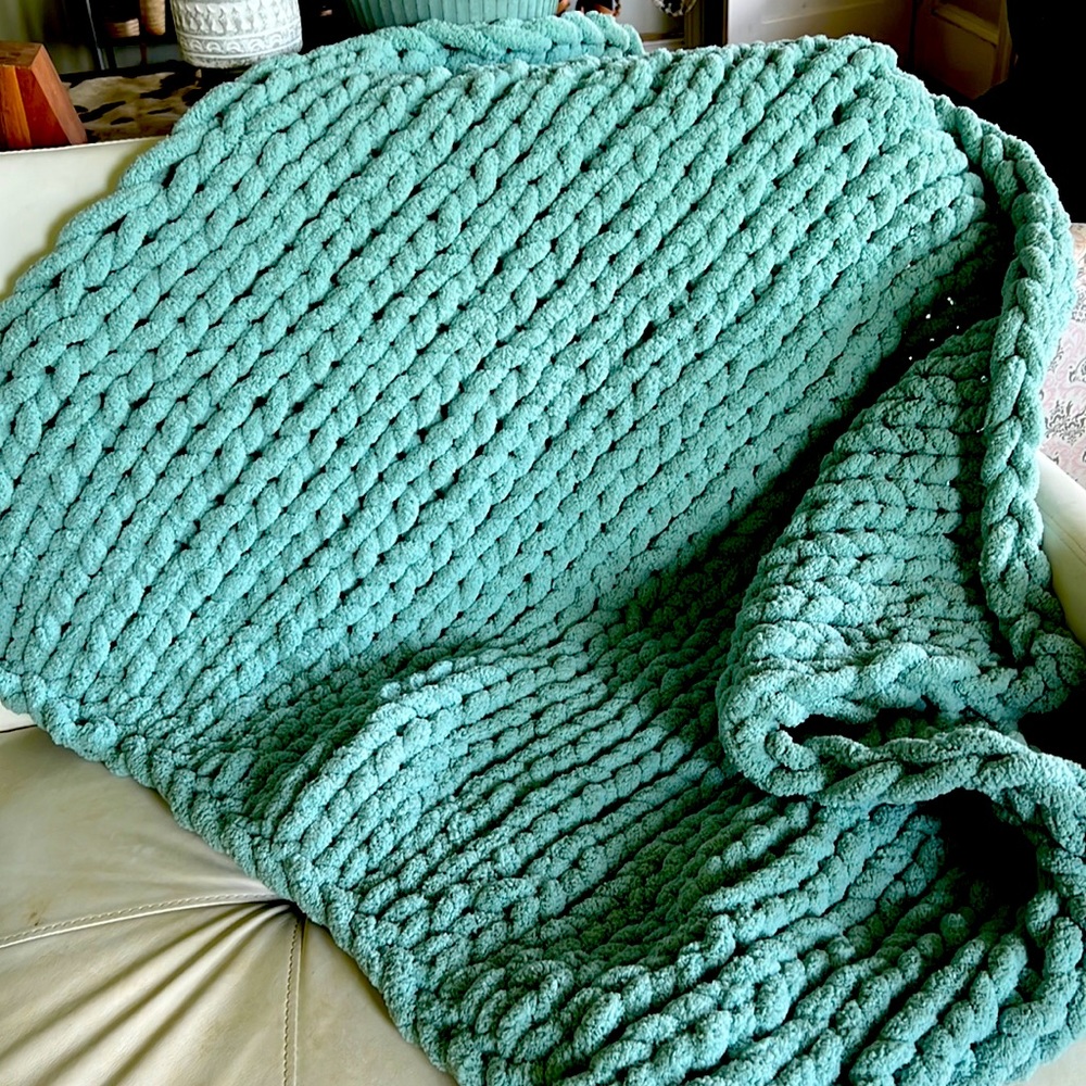 Chunky Knit Throw
